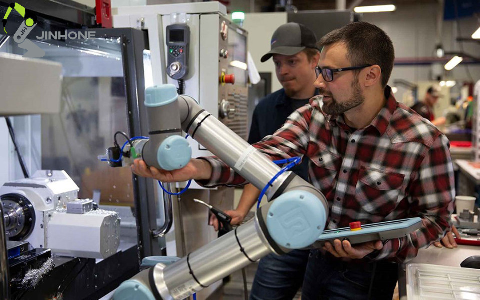 dễ dàng lập trình cobot